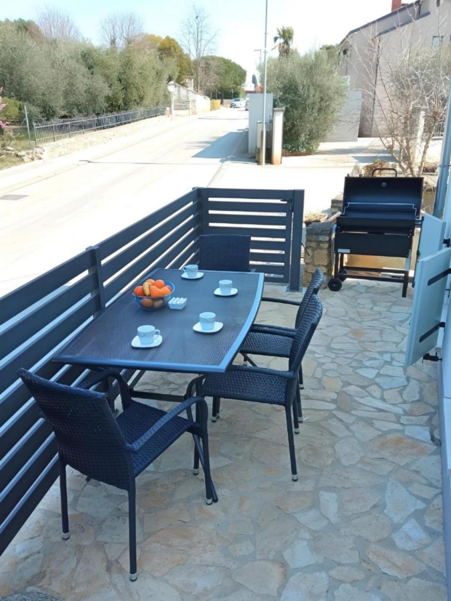 Apartment Valentino Tar-Vabriga Exterior foto